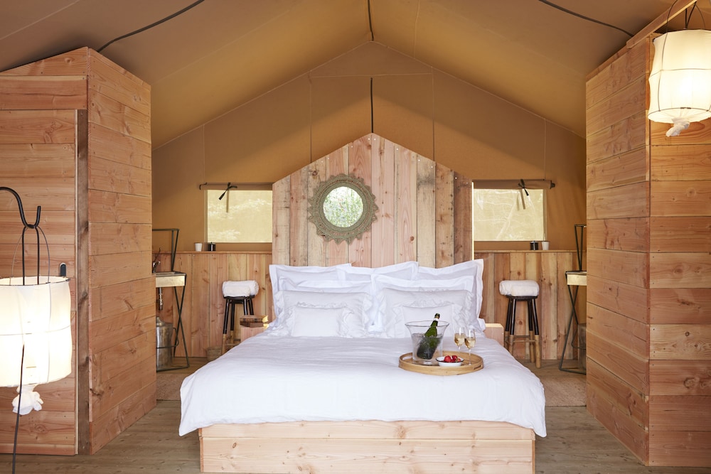 Deluxe Tent, Garden View photo 2