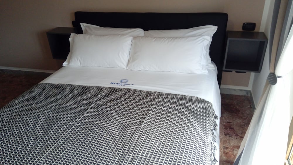 Deluxe Double Room, Balcony, City View