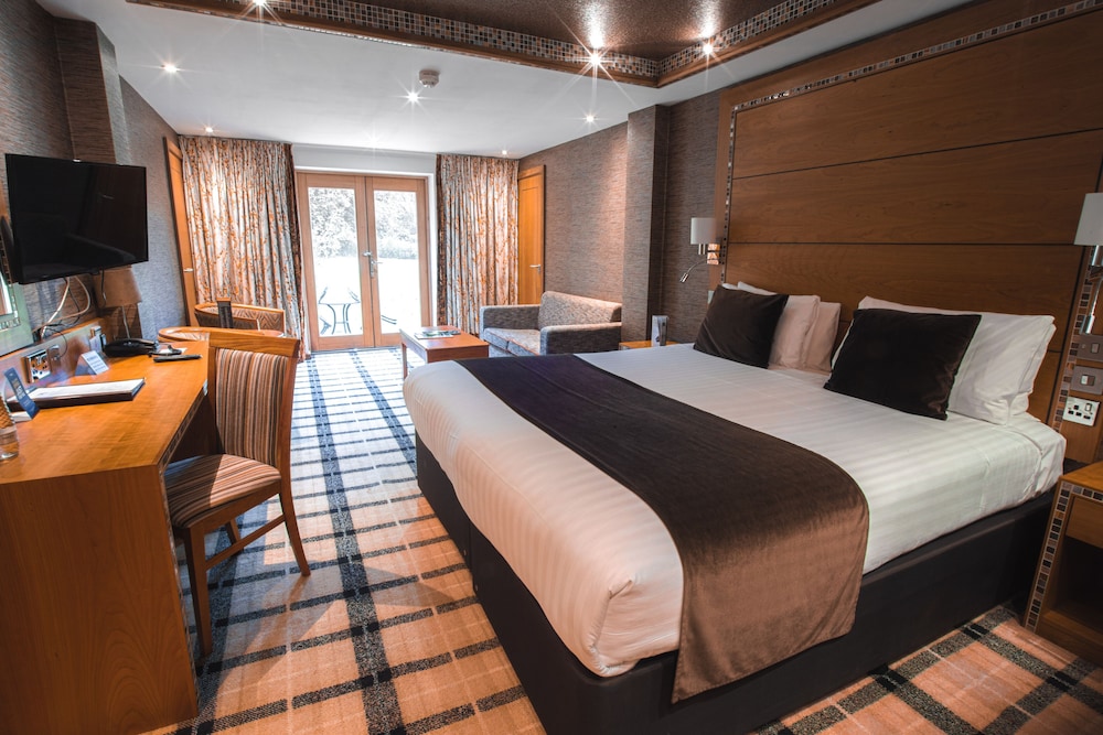 Suite, 1 King Bed, Non Smoking - Photo 5