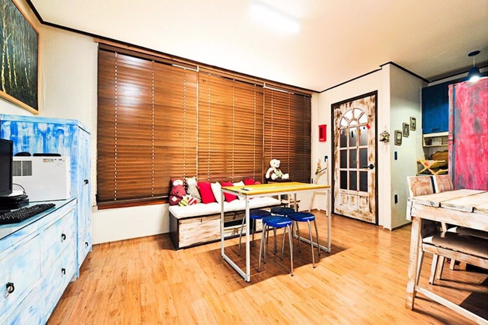 Room (Sparkling Room (Last check-in : 22:00)