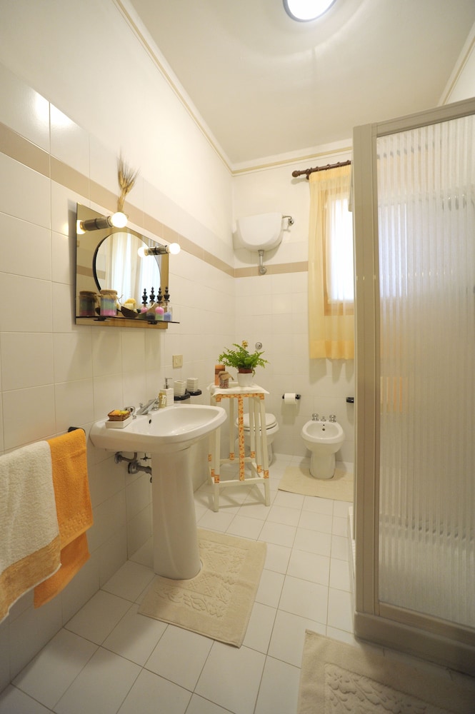 Apartment, Ground Floor photo 3