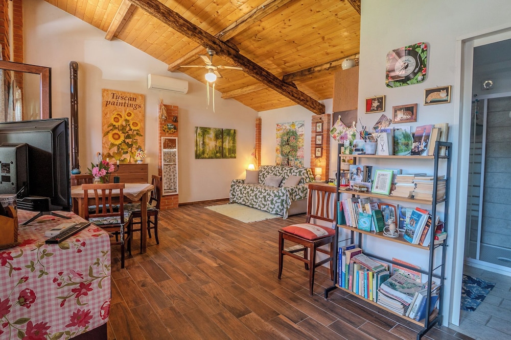 Loft, Garden View photo 2