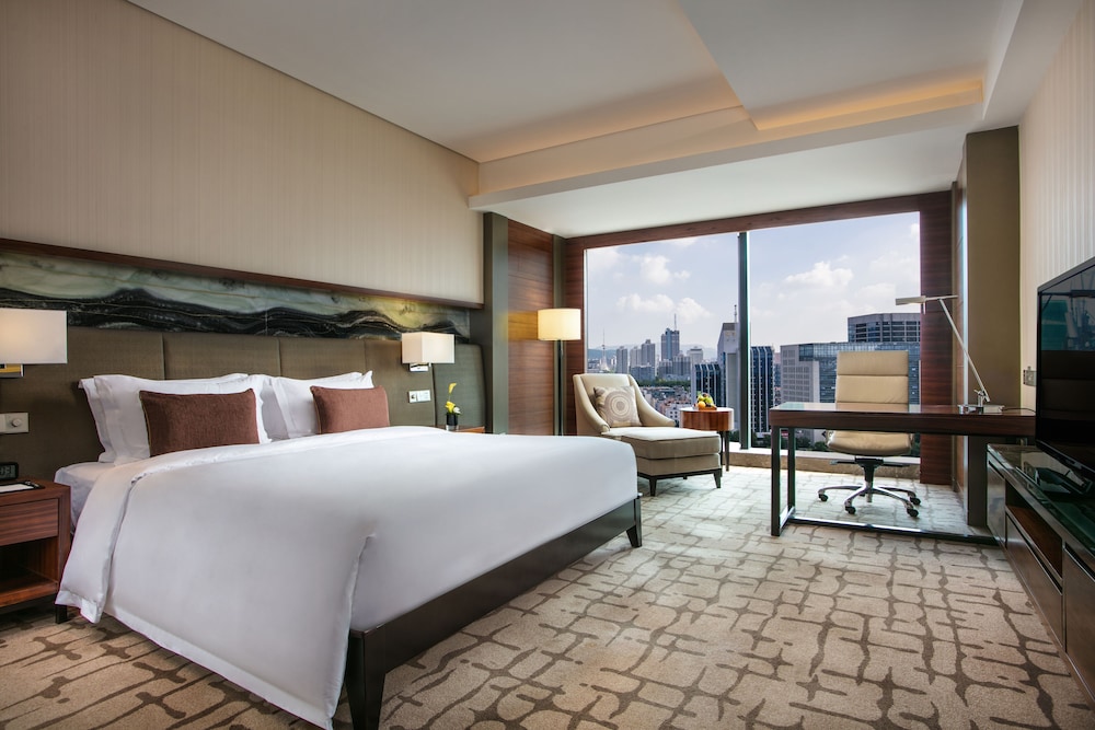 Classic Room, Accessible, Club Lounge Access - Photo 1