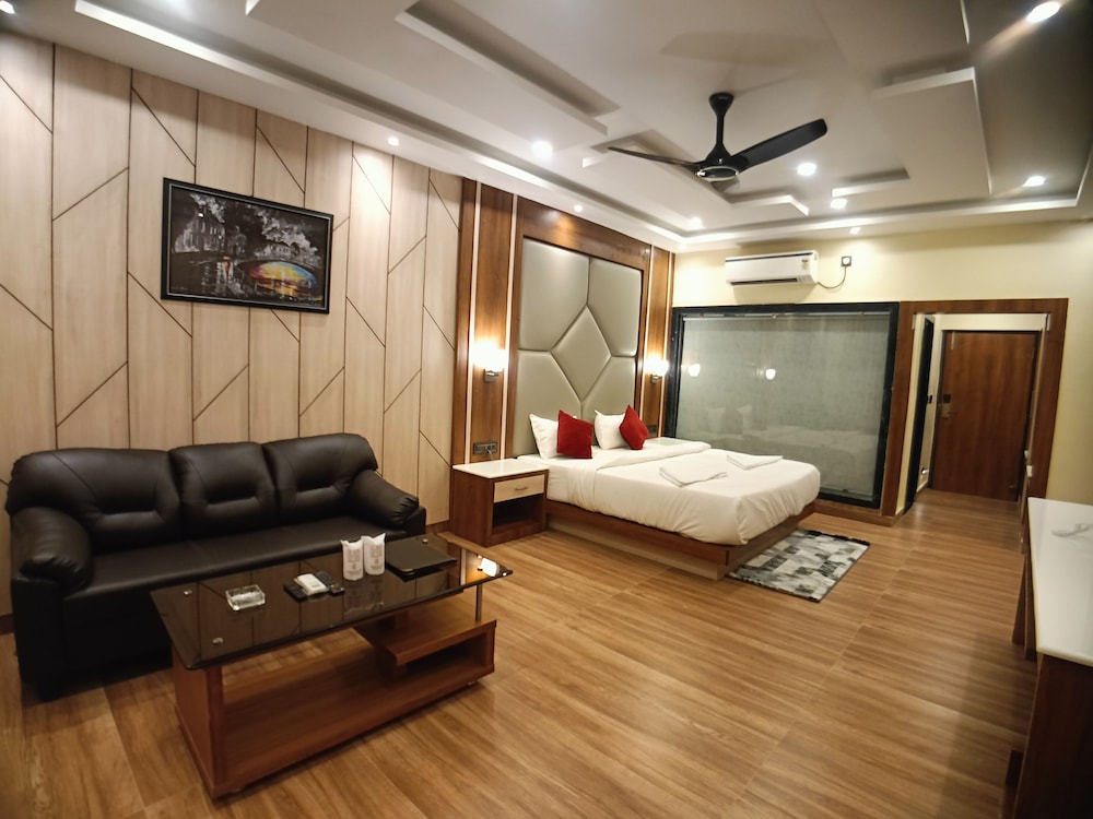 Executive Double Room with Bathtub