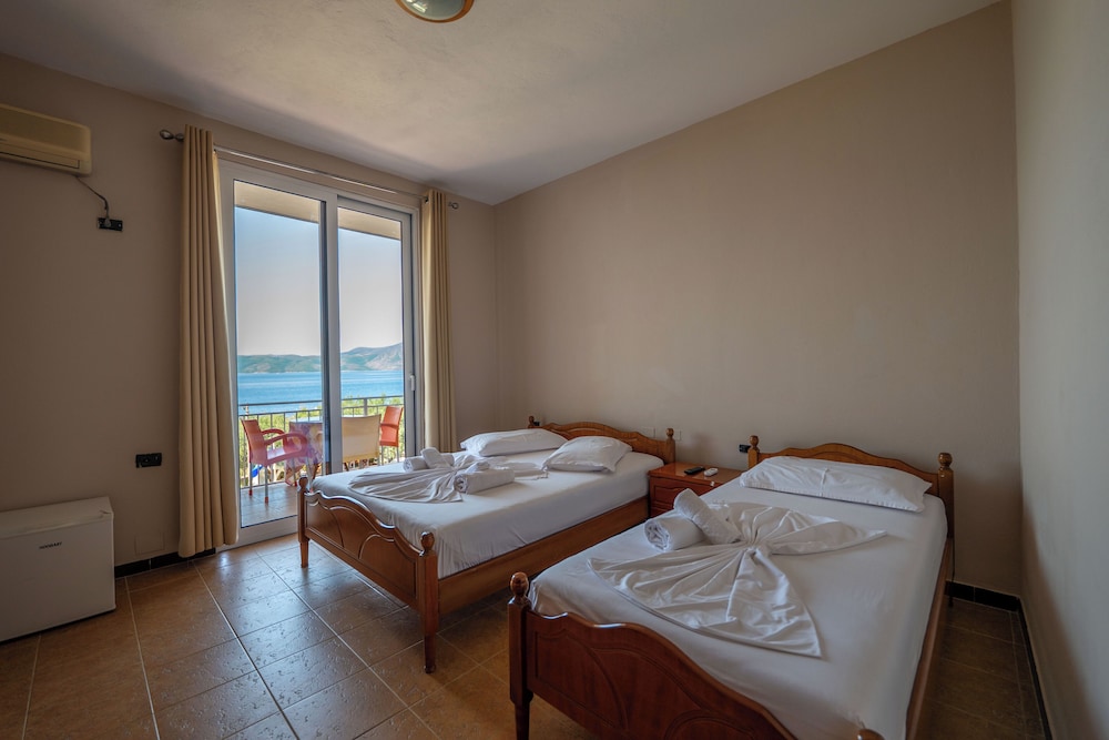Triple Room, Sea View photo 1