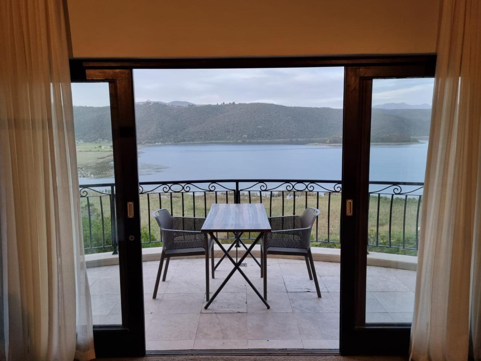 Suite with Lake View photo 3