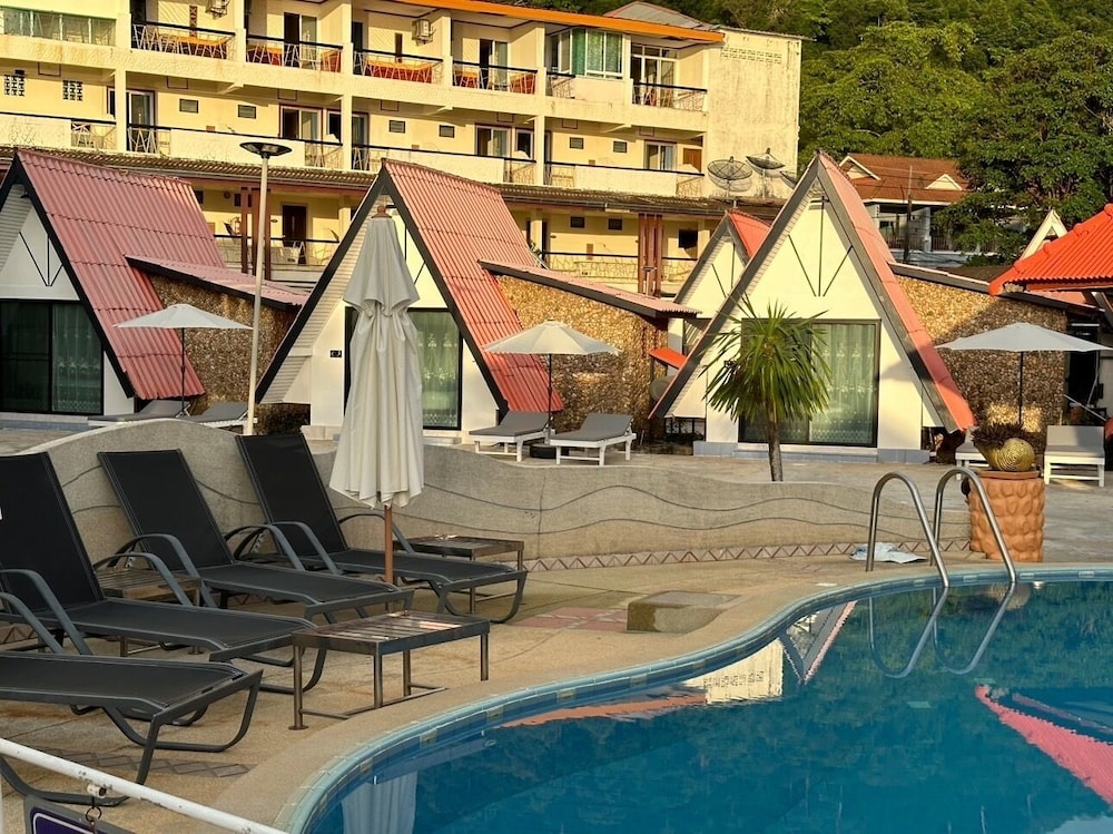 Exclusive Bungalow, Pool and Garden View