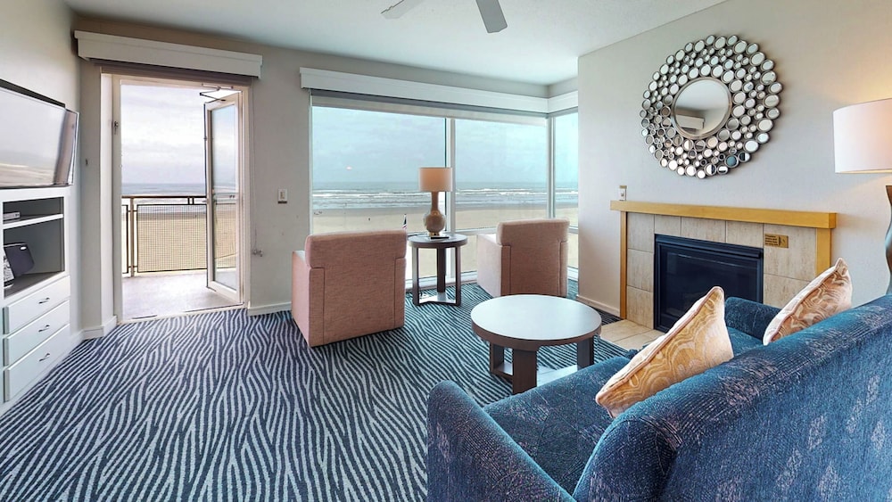 Deluxe Condo, 2 Bedrooms, Ocean View, Oceanfront