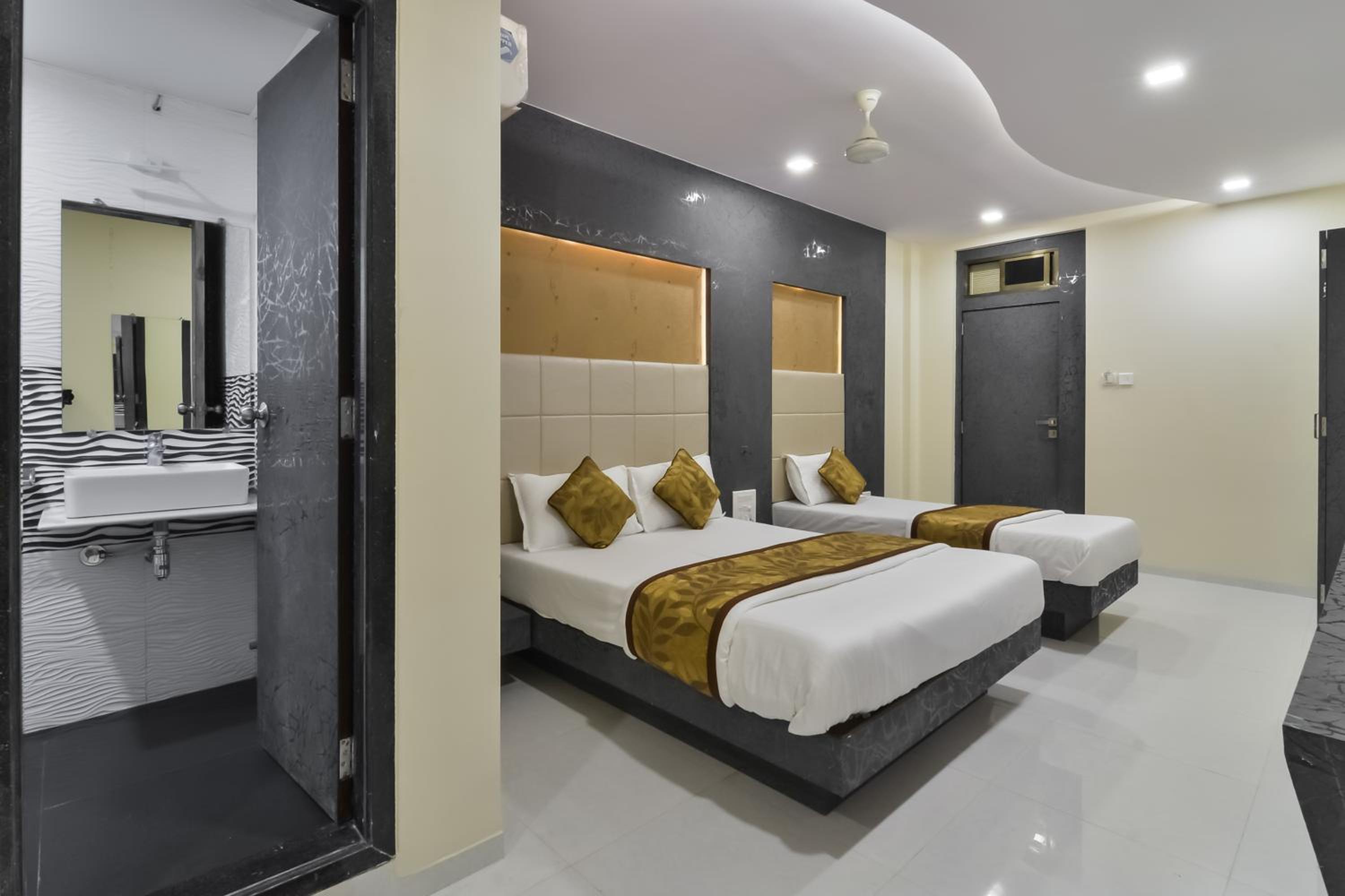 Superior Triple Room - Photo 4