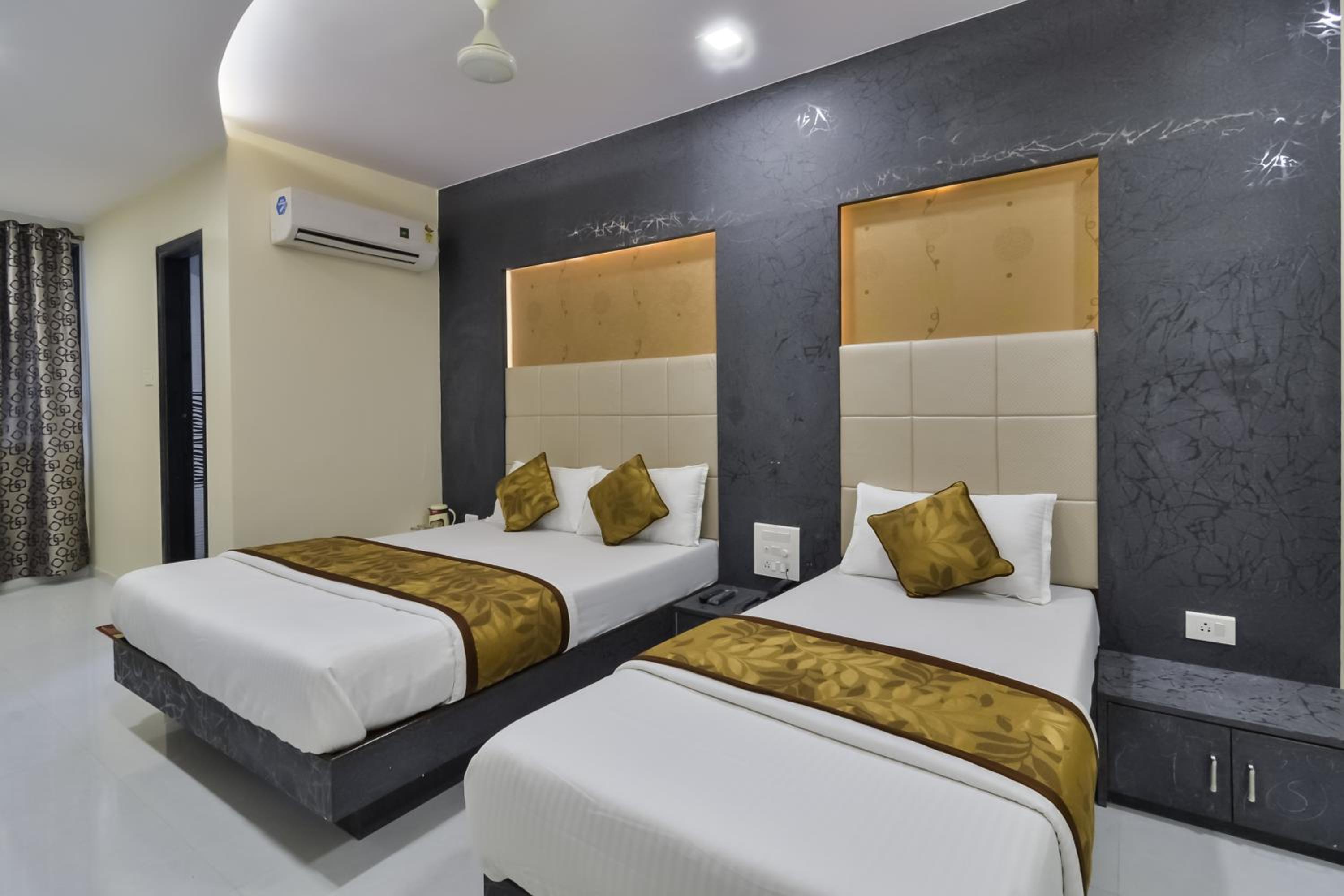 Superior Triple Room - Photo 7