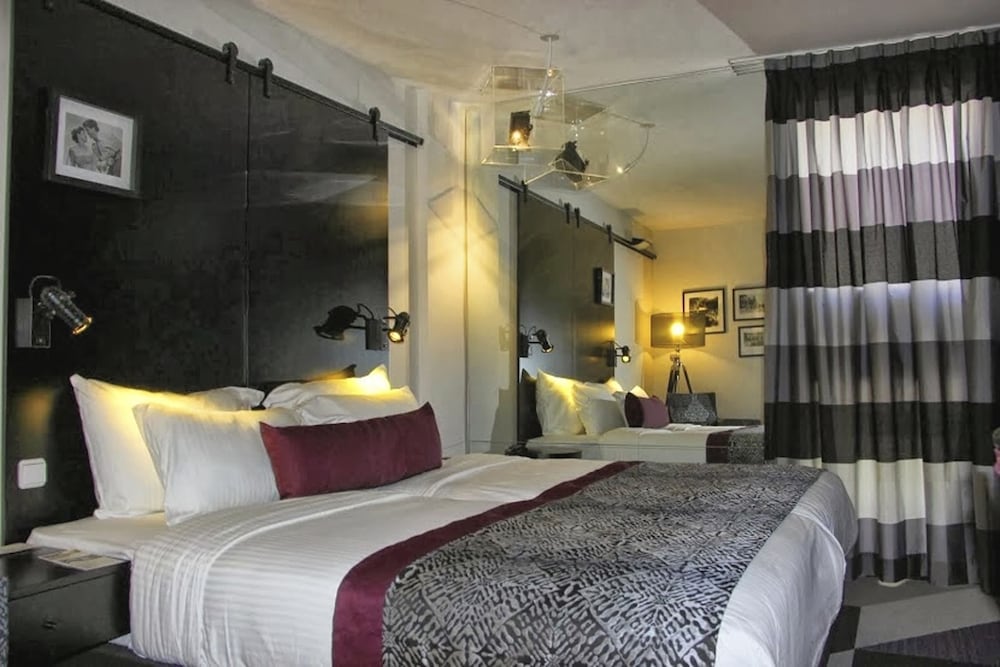 Basic Double or Twin Room - Photo 1