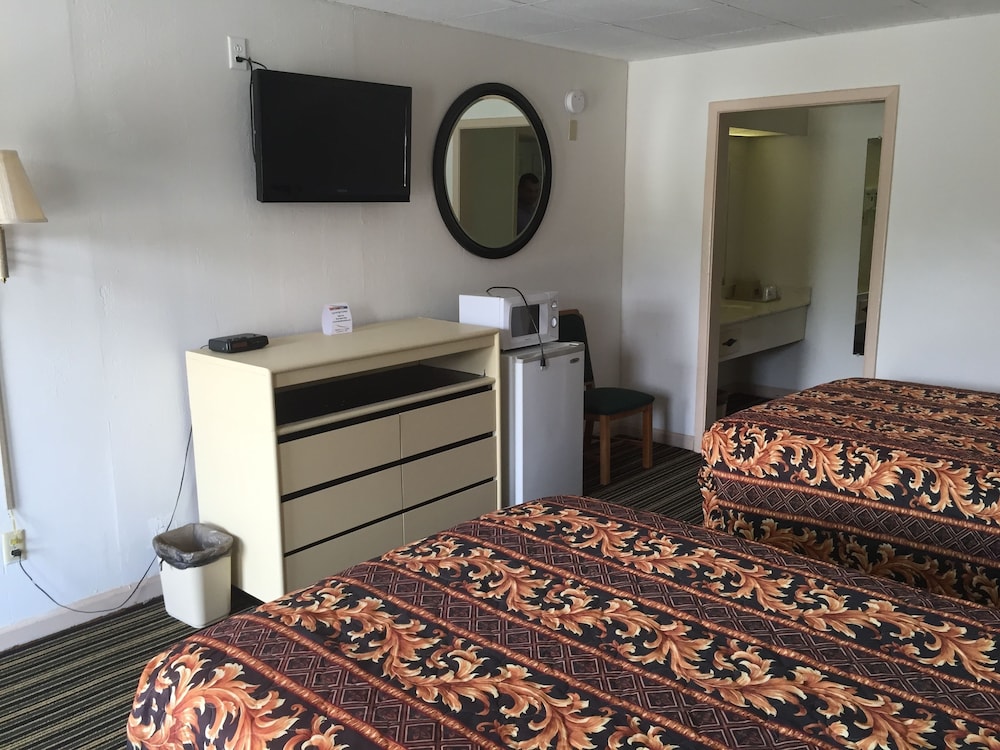 Standard Room, 2 Double Beds photo 3
