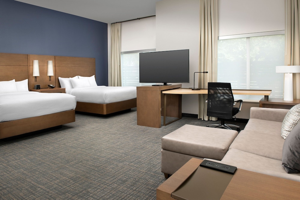 Studio, Multiple Beds - Photo 1