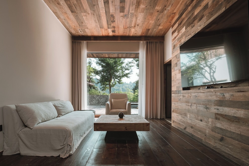 Classic Double Room, Mountain View