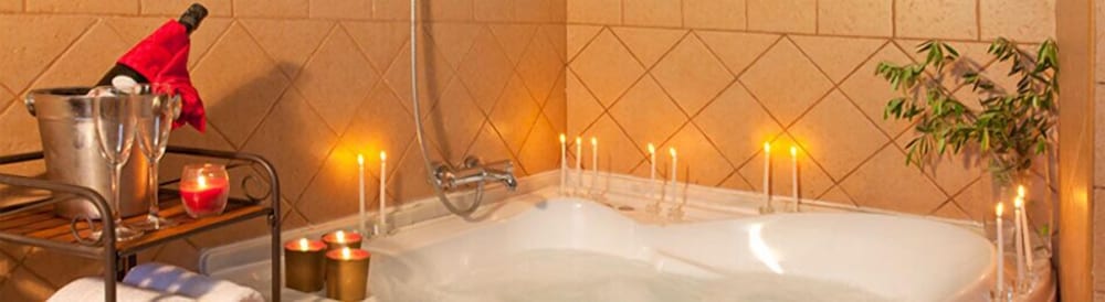 Superior Double Room (Hidromassage bath) photo 3