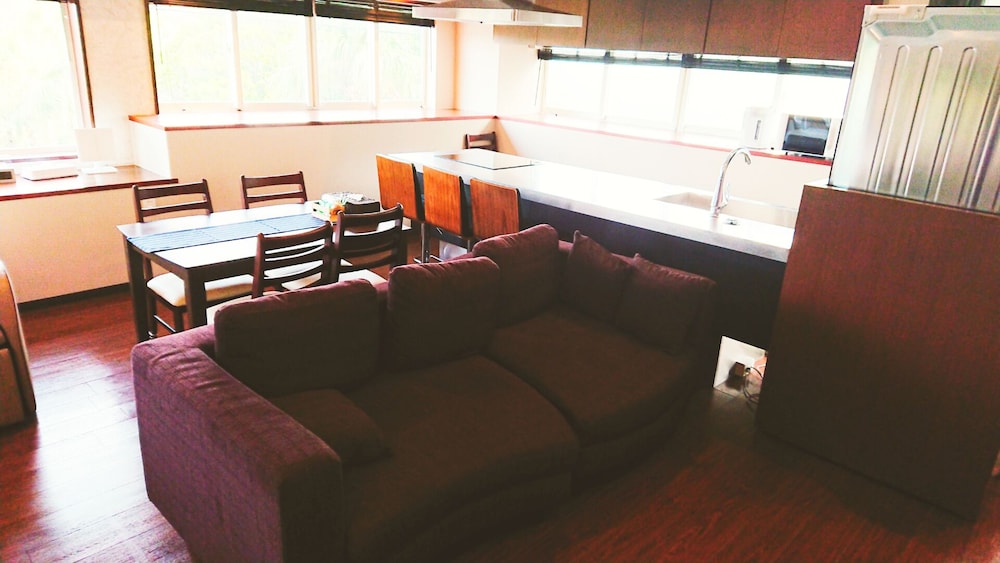 Family Quadruple Room - Photo 5