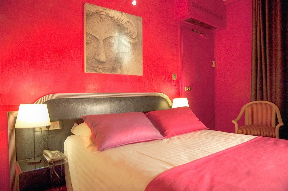 Economy Double Room - Photo 4