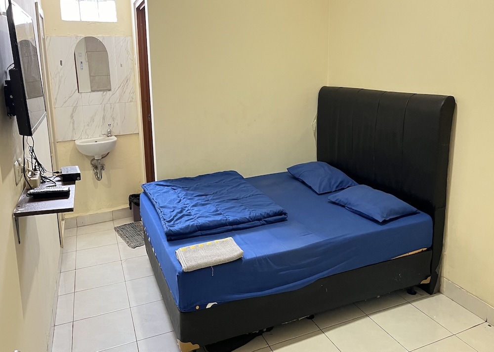 Standard Double Room - Photo 1