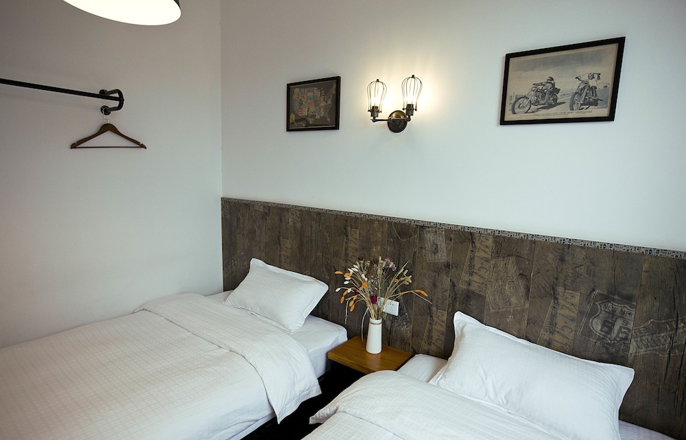 Standard Twin Room photo 3