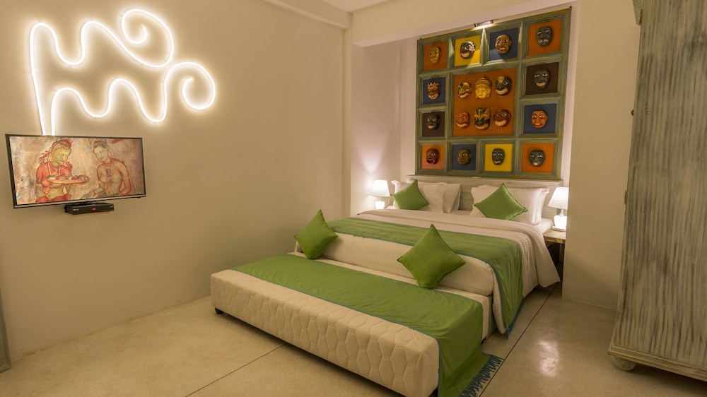 Deluxe Triple Room - Free TukTuk Drop to Galle Fort photo 3