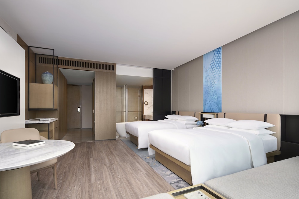 Deluxe Room, 2 Double Beds, River View - Photo 2