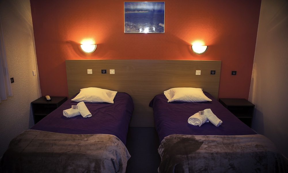 Standard Twin Room, 2 Twin Beds photo 1