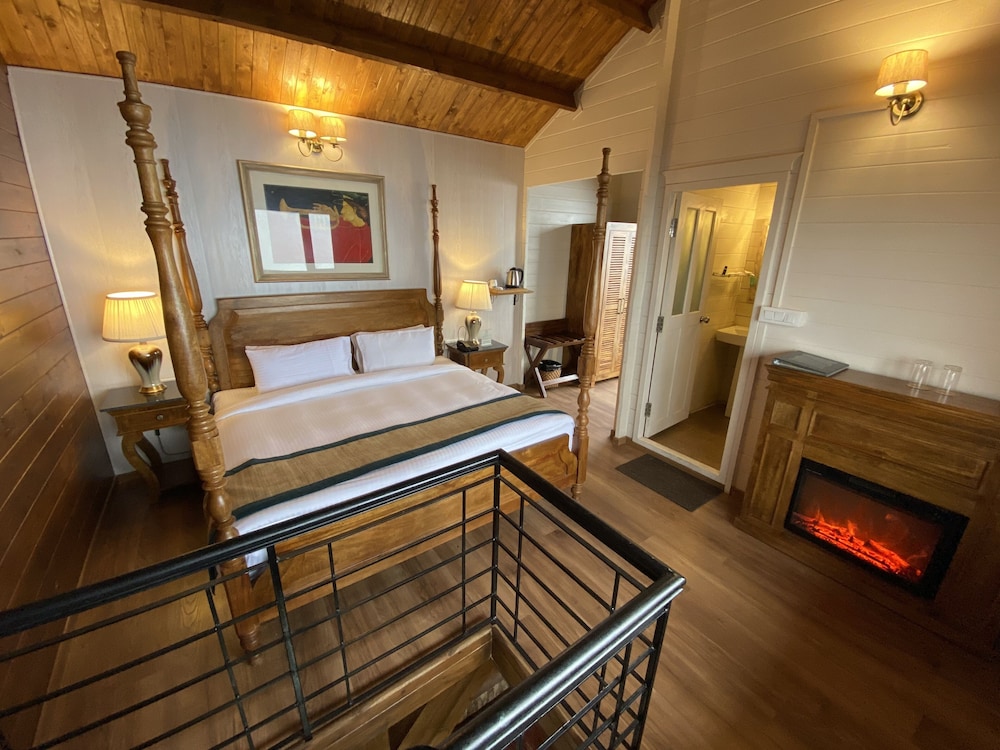 Duplex Suite - Photo 1