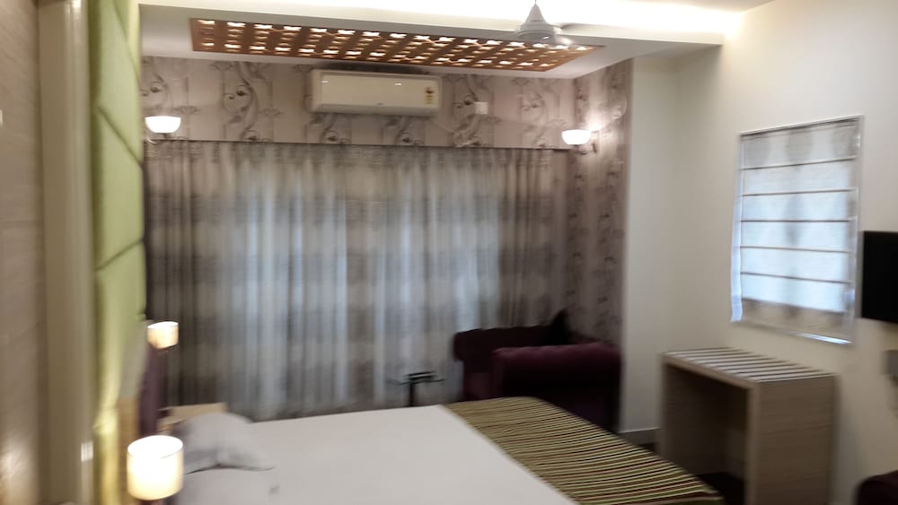 Executive Room, 1 Double Bed - Photo 6