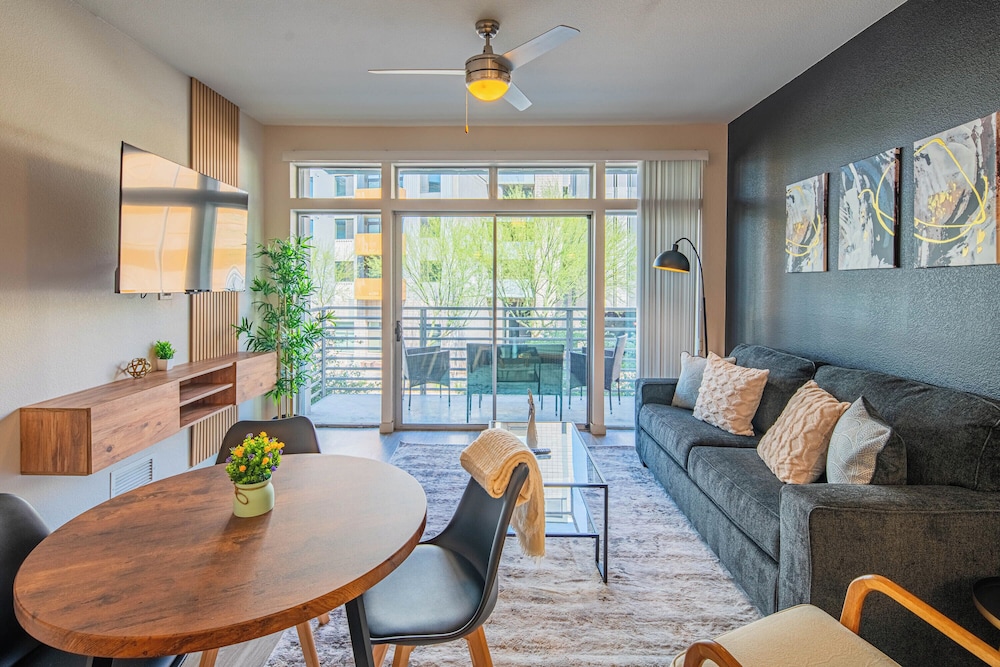 Comfort Apartment, 2 Bedrooms, Pets Allowed photo 1