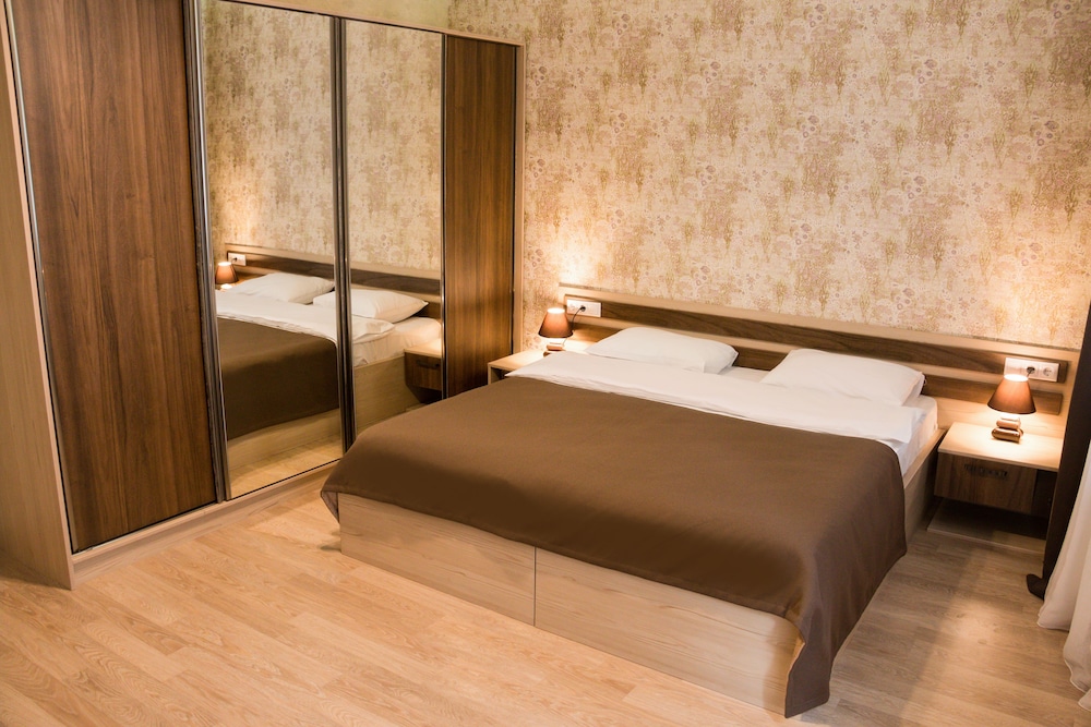 Deluxe Apartment, City View photo 2