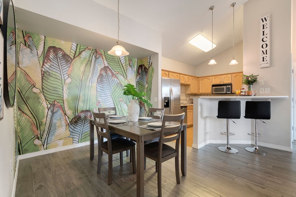 Apartment, Multiple Beds, Balcony, Garden View (2133 Krisron Road (D-302)) photo 1