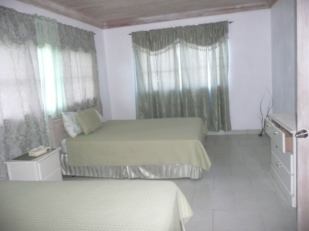 Villa #1 (2 bedrooms) photo 3