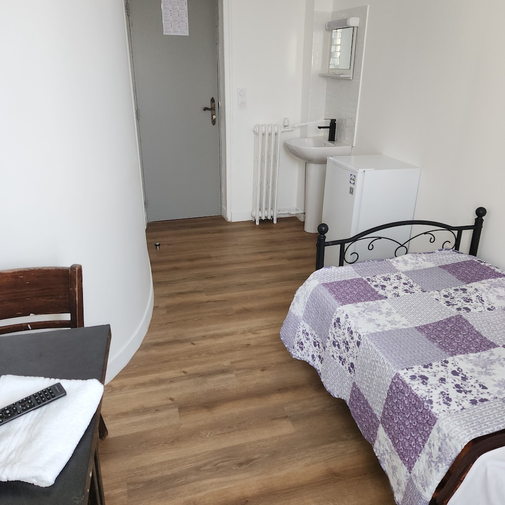 Standard Single Room, City View photo 3