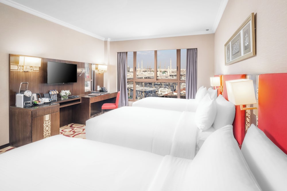 Superior Triple Room, City View