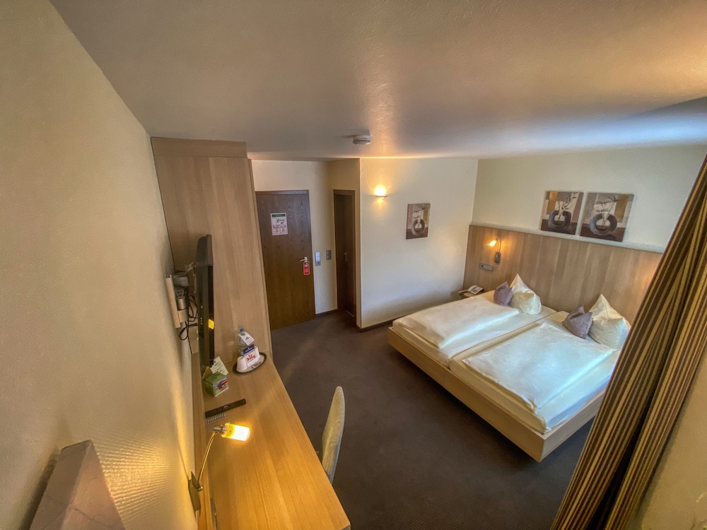 Grand Double Room photo 3