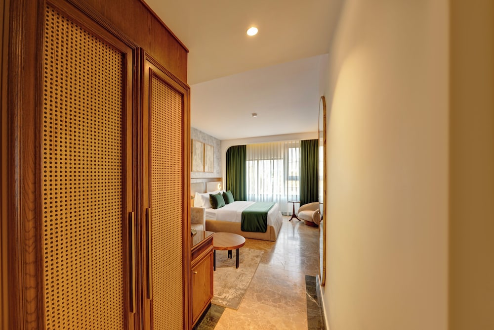 Junior Suite - Photo 2