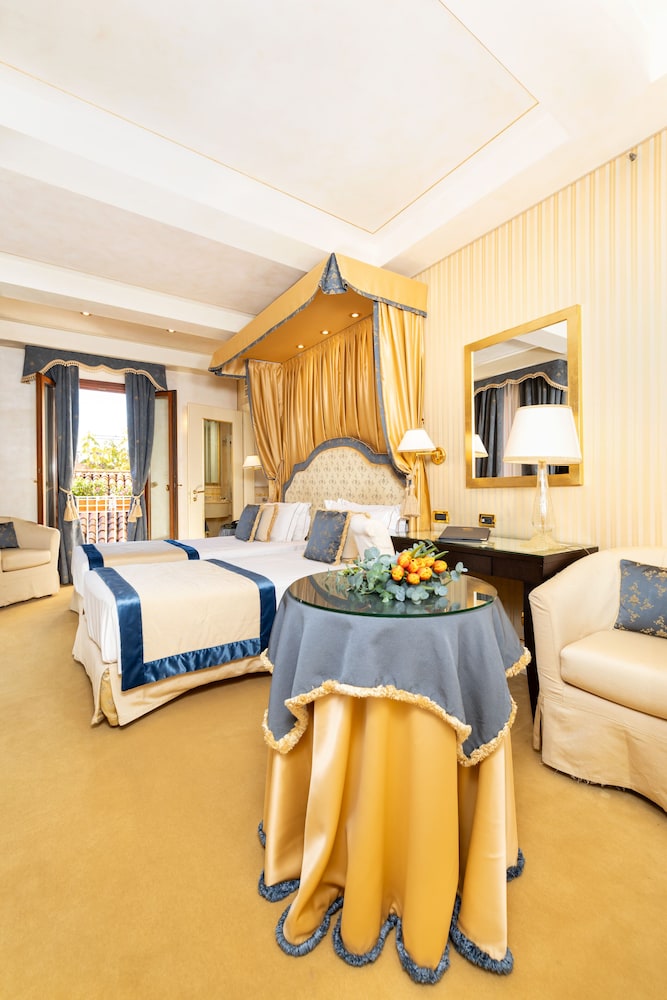 Junior Suite (Double) thumbnail 6