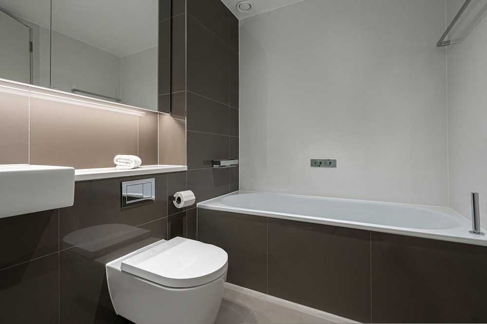 Deluxe Riverside Lejlighed Med Udsigt Over Byen, Billede 37