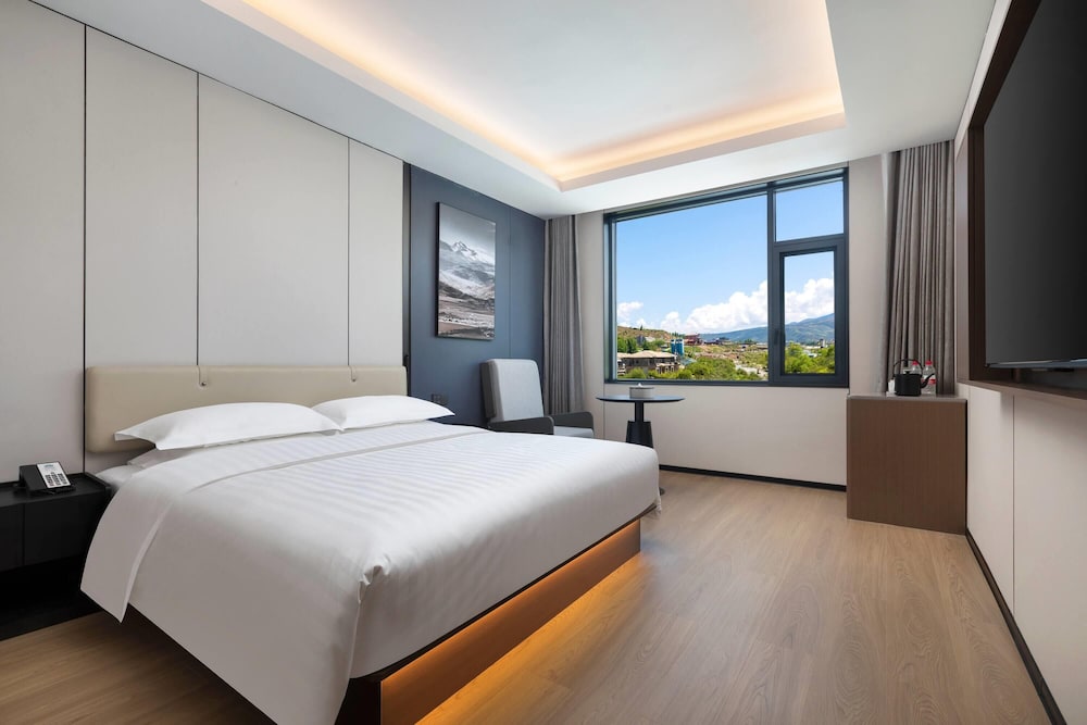 Deluxe Room, 1 King Bed, Non Smoking