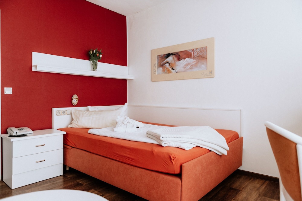 Exclusive Single Room photo 3