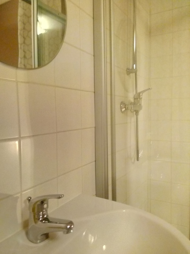 Comfort Room (Iris) photo 2