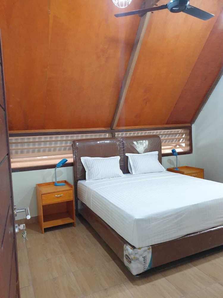 Deluxe Villa photo 2