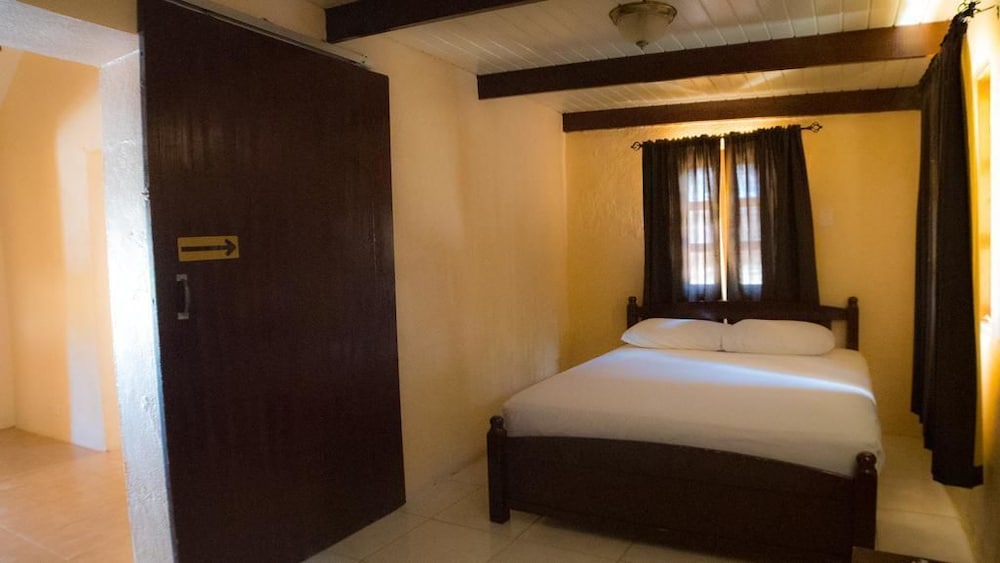 House, 2 Bedrooms