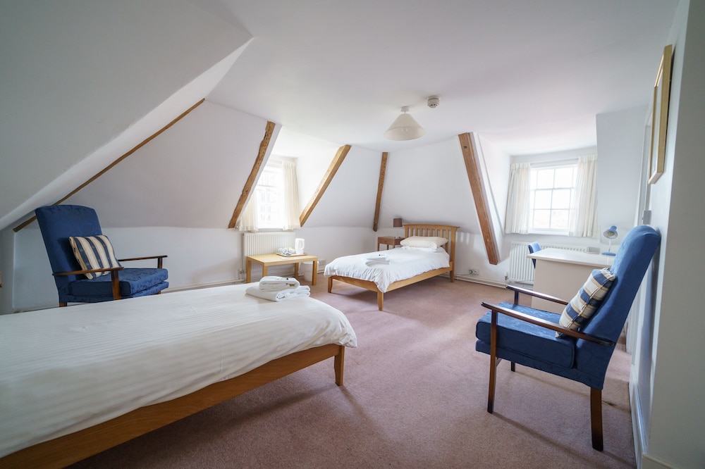 Twin Room, Ensuite (With View) photo 1