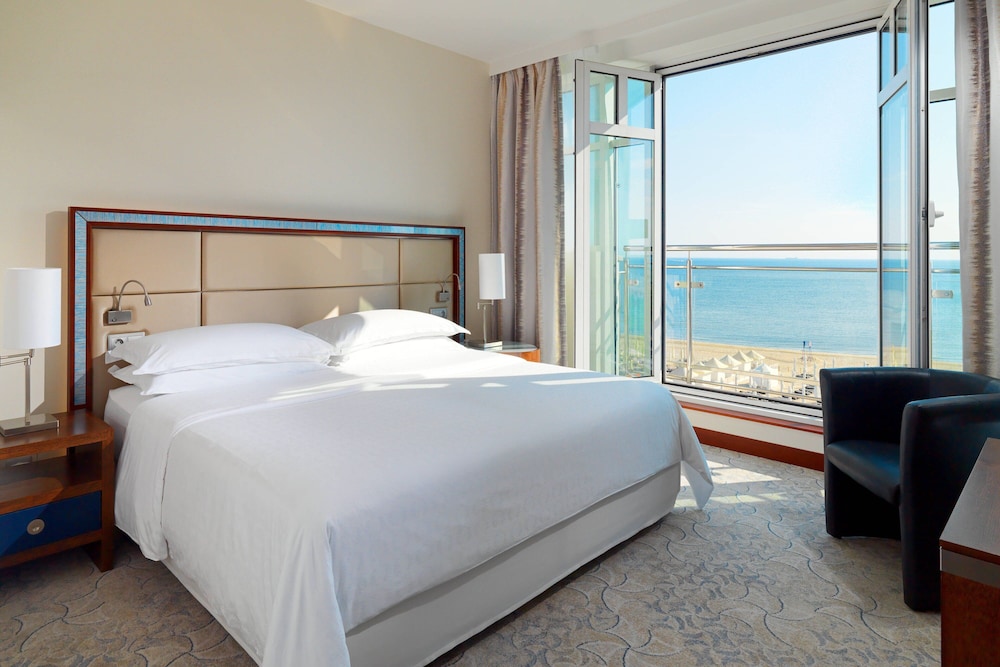 Executive Room, 1 Double Bed, Sea View