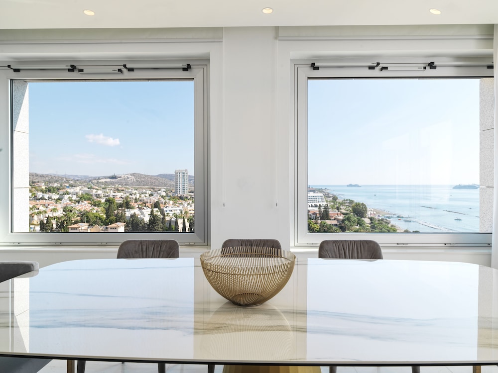 Luxury Apartment, 3 Bedrooms (9F) - Photo 5
