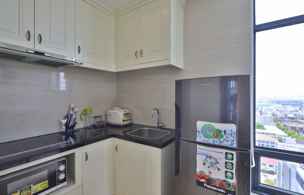 1 Bedroom Suite Apartment - Photo 3