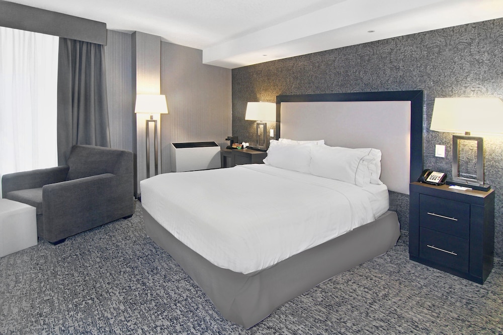 Standard Room, 1 Double Bed, Accessible (Roll-In Shower) - Photo 1