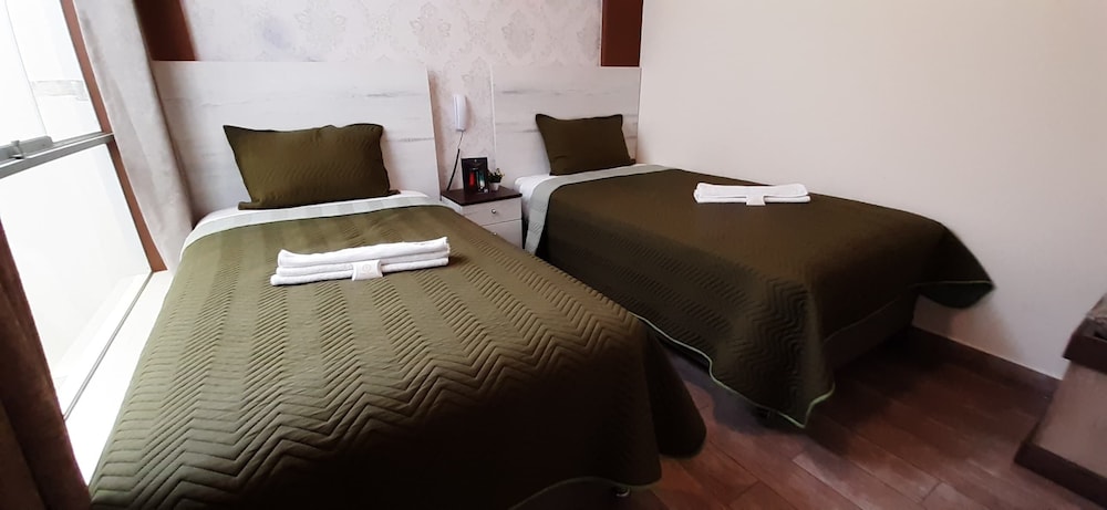 Standard Double Room photo 3