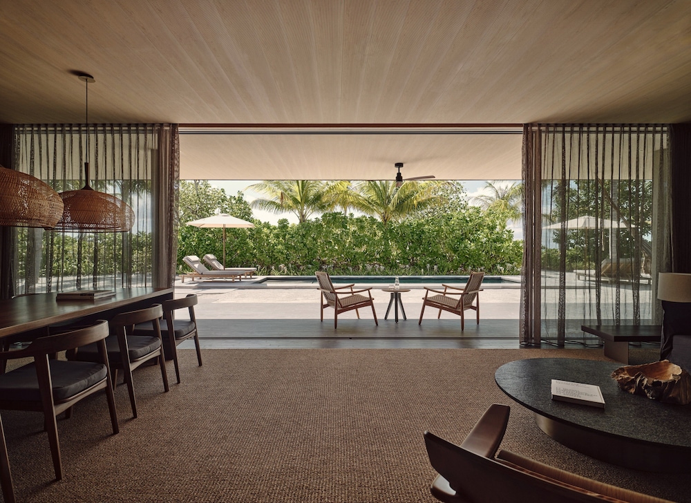 Villa with Multiple Beds (Non Smoking)